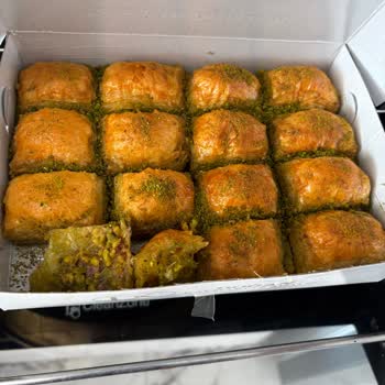 Bayat Fıstıklı Sarma Ve Baklava İçin Ücret İadesi Talebi