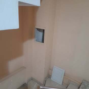 Türk Telekom Teknisyenleri Havalandırma Kapaklarını Takmadan Bıraktı