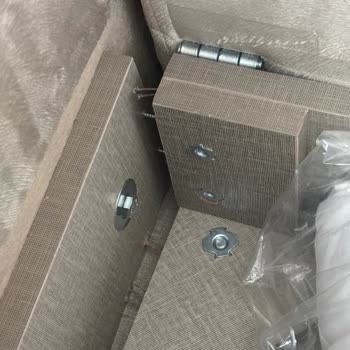 Enza Home’da Ayıplı Koltuk Ve Çözülmeyen Servis Sorunu