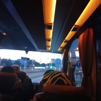 Şoförün Ayasofya Kavşağında Durağa İzin Vermemesi Ve Diğer Yolculara Keyfi Duraklamalar