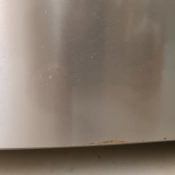 Bosch Buzdolabı Kapakları Paslanıyor Ve Hiç Kapanmıyor