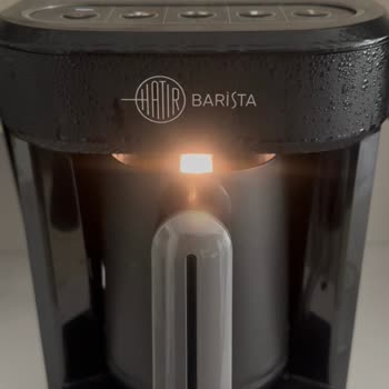 Garanti Kapsamındaki Kahve Makinesinde Sürekli Su Gibi Kahve Ve Süt Yanması, Ücret İadesi Talebi