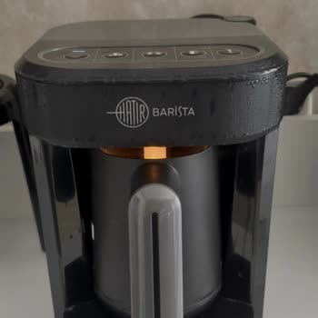 Garanti Kapsamındaki Kahve Makinesinde Sürekli Su Gibi Kahve Ve Süt Yanması, Ücret İadesi Talebi