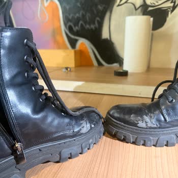 Derimod Botlarda Kısa Sürede Deformasyon Ve Haksız Kullanıcı Hatası Reddı