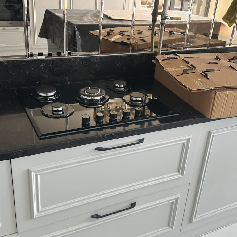 Orta Göz Çalışmıyor, Gaz Çıkışı Tehlikesi: Franke Ocağının Tam Değişimini İstiyorum