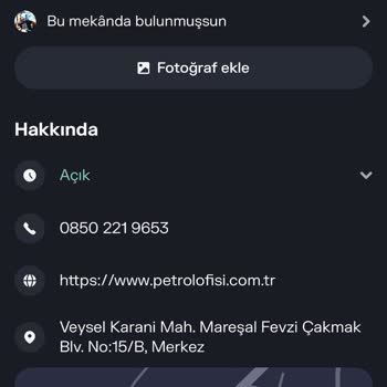 Yakıt İstasyonunda Sigara İçen Ve Tehlikeli Sürüş Yapan Şoför