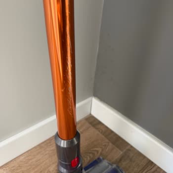 Dyson V10 Koltuk Altı Aparatı Kırılması Ve Garanti Reddi