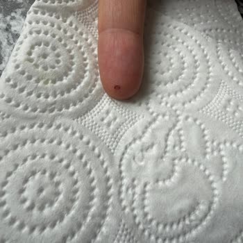 Kent D Range Grey Sigara Paketlerinde Sürekli Tütün Dökülmesi Ve Kağıt Kopması