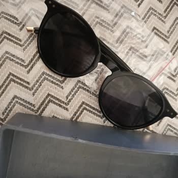 İlan Edilen Çoklu Güneş Gözlüğü Yerine Tek Plastik Gözlük Gönderildi