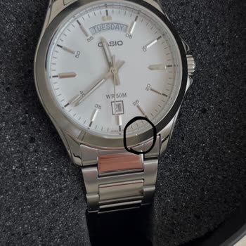 Yeni Aldığım Casio Saatin Kasa Çizikleri İçin Değişim Talebi