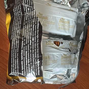 Eti Burçak Bisküvi İç Paketi Açık Ve Yırtık