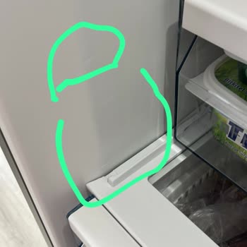 Bosch Buzdolabında Gereksiz Parça Değişimi, Yüksek Ücret Ve Kart Değişimi Sonrası İade Talebi