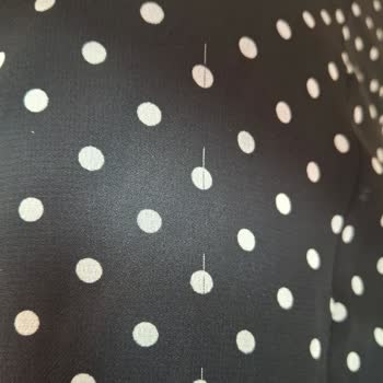 DeFacto’nun Kalitesiz Şifon Midi Eteği Ve Şikayetimin İzinsiz Silinmesi