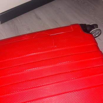 Sunexpress Bagajım Ağır Hasarlı Ve Kullanılamaz Durumda