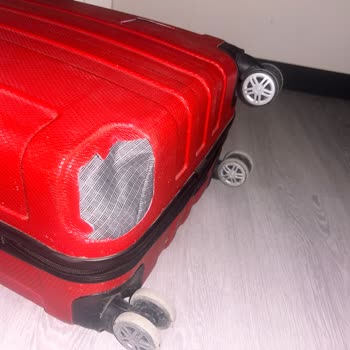 Sunexpress Bagajım Ağır Hasarlı Ve Kullanılamaz Durumda