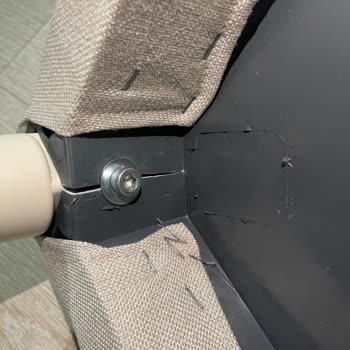 Kısa Sürede Çoklu Mobilya Arızaları Ve Ürün Değişimi Talebi