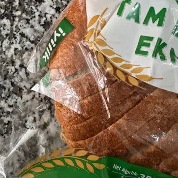 Yırtık Paketli Kurumuş Ekmek Ve İade Talebine Cevap Almama