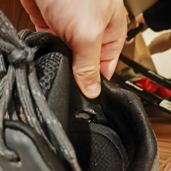 Skechers Ayakkabılarında İç Astarın Kısa Sürede Yırtılması Ve Fotoğrafla Sınırlı İnceleme Reddi