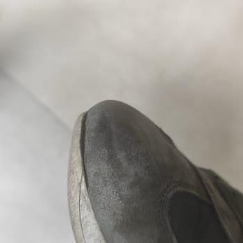 Reebok Ayakkabım 6 Ayda Açıldı Üretim Hatası Olmadı Dedi Değişim Reddedildi