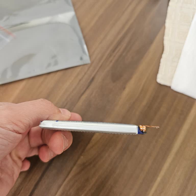 Samsung S23 Ultra Pil Şişmesi Ve Arka Kapak Dökülmesi Sorunu İçin Telafi Talebi