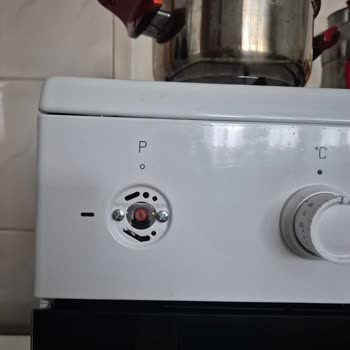 Garanti Altındaki Beko Fırın Düğmesinin Kırılması Ve Yetkili Servise Ulaşılamaması