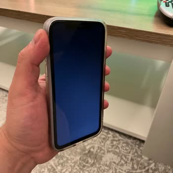 Servis Sonrası Ekran Sorunu Tekrar Görüldü Ve Bilgilendirme Yok