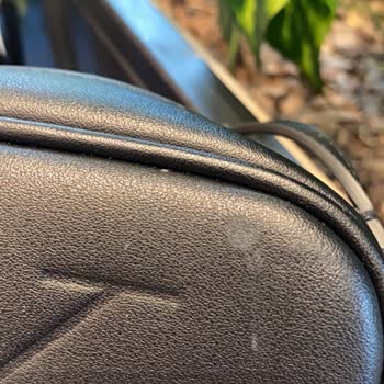 Calvin Klein Çantasında Beklenmedik Deformasyon Ve Mağaza Tarafından Kullanıcı Hatası İddiası