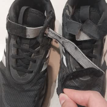 Garanti Süresinde Açılan Ayakkabı Ve Mağazanın Kullanıcı Hatası İddiası