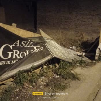 Metruk Bina Çevre Ve Çocuk Güvenliğini Tehdit Ediyor Hemen Temizlenmeli