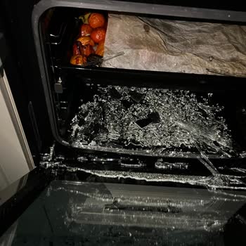 Samsung Ankastre Fırın Camının Kendiliğinden Patlaması Ve Garanti Kapsamında Ücretsiz Değişim Talebi