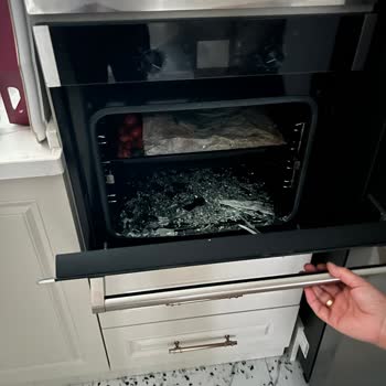 Samsung Ankastre Fırın Camının Kendiliğinden Patlaması Ve Garanti Kapsamında Ücretsiz Değişim Talebi