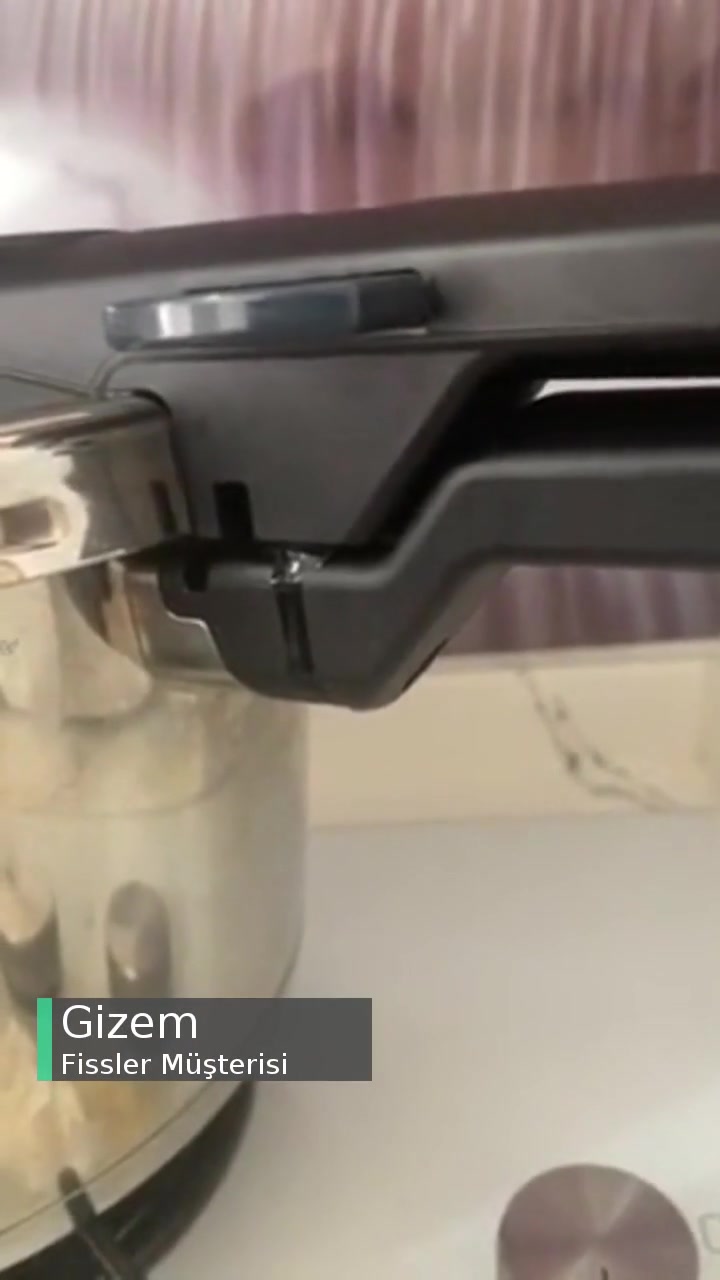 Fissler Düdüklü Su Damlatıyor! videonun kapak resmi
