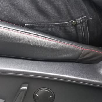 Üretim Hatası Olarak Görülen Deri Koltuk Çizgileri İçin Garanti Kapsamlı Değişim Talebi