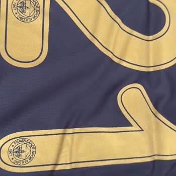 Reklamı İle Uyuşmayan Forma Gönderildi Ve Satıcı Cevap Vermiyor