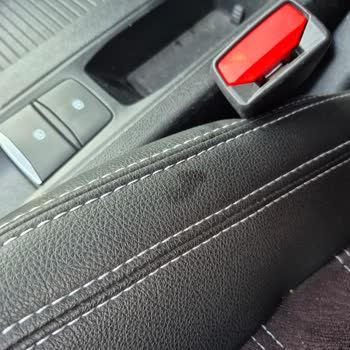Ford Yetkili Servisinde Yağ Bakımı Sonrası Koltuklarda Kalıcı Kirlenme Ve Yetersiz Temizlik