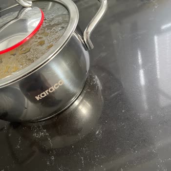 Karaca Züccaciye Paslanmaz Çelik Olması Gereken Tencerenin Paslanması