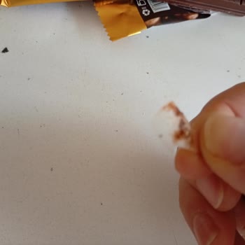 BİM Çikolatadan Çıkan Yabancı Madde