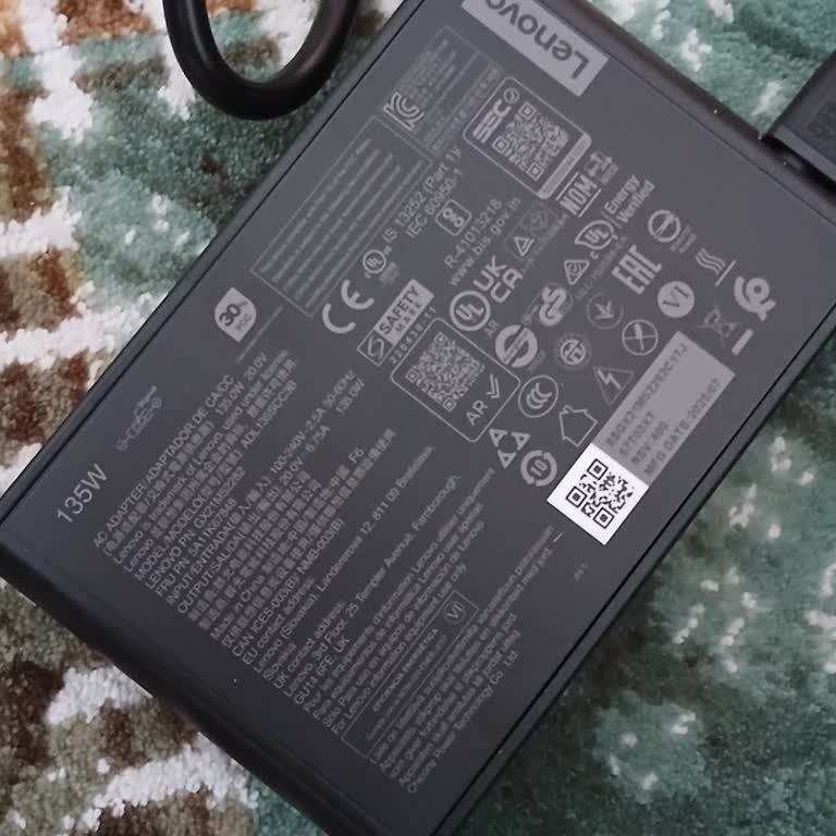 Yetersiz Adaptör Lenovo Laptopta Şarj Kesintisi Ve Hızlı Isınma