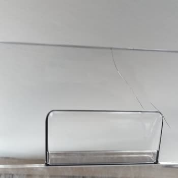 Hasarlı Üst Kapak Ve Cevapsız Müşteri Hizmetleri Nedeniyle Tam İade Talebi