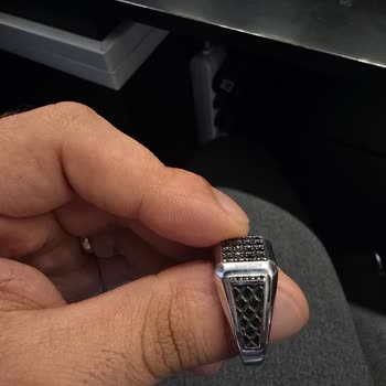 Zen Diamond Ring Tarnished Quickly and Refund Request Denied