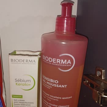 Photoderm Güneş Kremi Ciltte Soyulma Sorunu