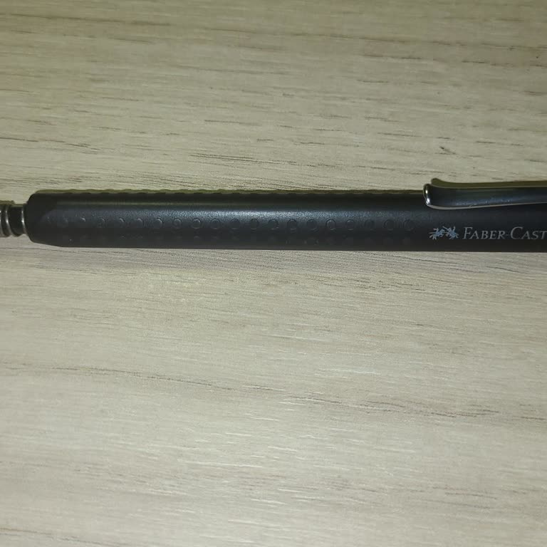 Faber-Castell Grip 2011 Kalemi Kısa Sürede Kırıldı