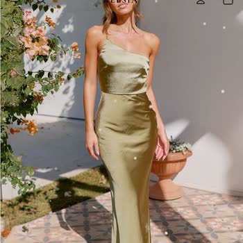 Yanlış Elbise Gönderimi Ve Geciken İade Süreci İçin Tam İade Talebi