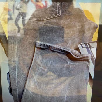 İlk Yıkamada Calvin Klein Kot Pantolonun Renk Solması Ve Yıpranması