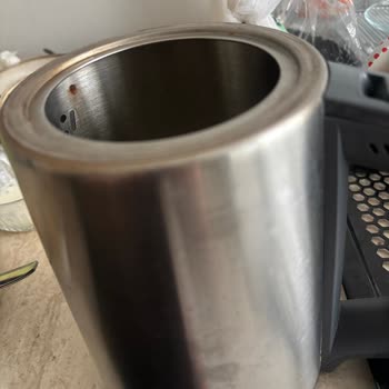 Kısa Sürede Paslanan Çelik Çay Makinesi İçin Garanti Değişim Talebi