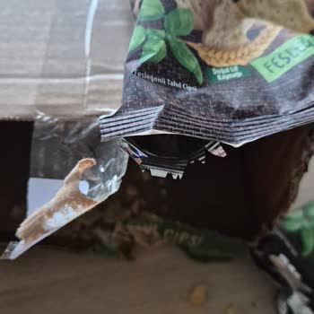 Patlamış Ve Toz Haline Gelen Eti Burçak Cips Ürünleri Güvenimizi Zedeliyor