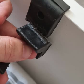Çocuklarımın Bazaları Kırıldı, Mağaza İlgisiz Ve Gecikmeli Yanıt Veriyor