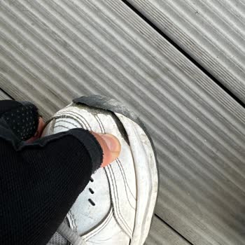 Kısa Sürede Açılan Nike Air Monarch Ayakkabısında Üretim Hatası