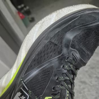 FLO Mağazasındaki Yırtılan Ayakkabıya İade Ve Değişim Talebi