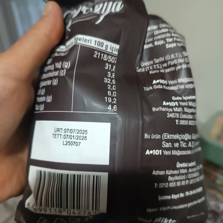 A101 Şubesinde Bayat Cerez Satışı Ve Kaba Personel Tutumu